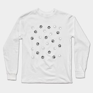 Black and white paw print repeated pattern Long Sleeve T-Shirt